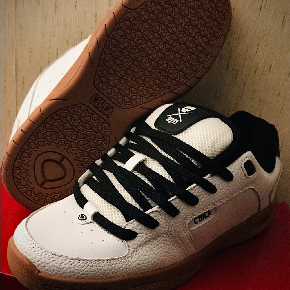 C1rca Circa Lopez 805 Pro Classic Skate Shoes White/Gum US 10.5